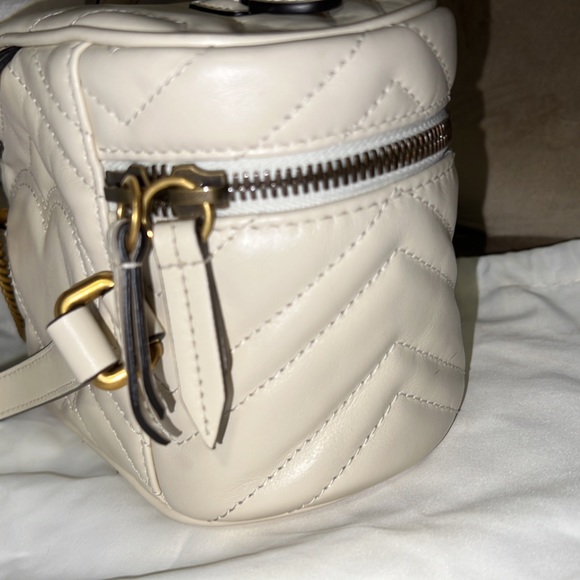 Gucci GG MARMONT MINI TOP HANDLE BAG Backpack BeigeLeather/Mini Backpack/Bag - Picture 14 of 15